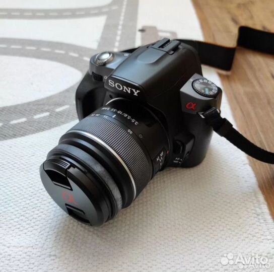 Зеркальный фотоаппарат sony
