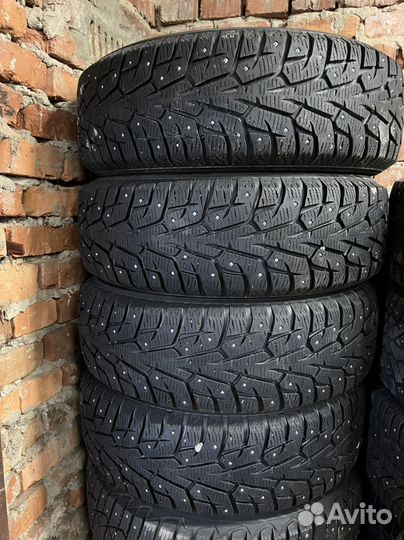 Yokohama Ice Guard Stud IG55 215/65 R16