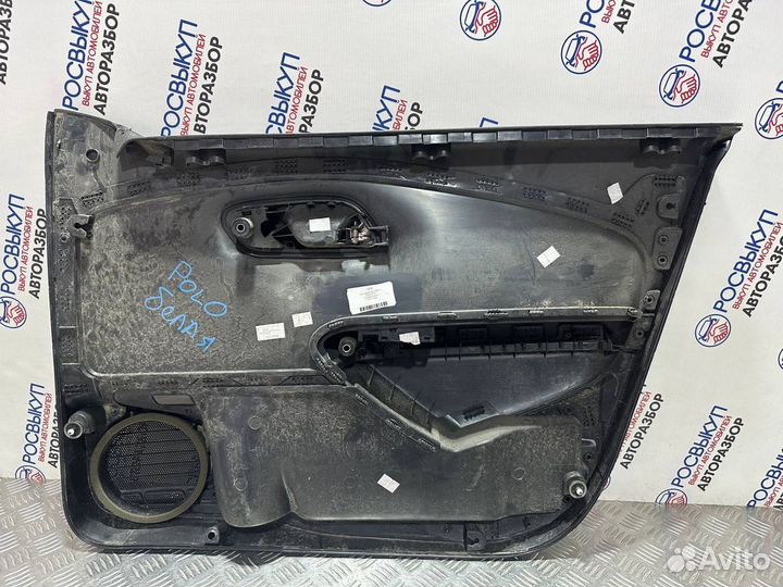 Обшивка двери Volkswagen Polo 5
