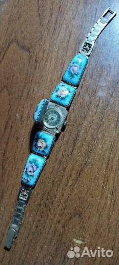 Часы женские финифть СССР