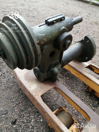 Сверлильный станок