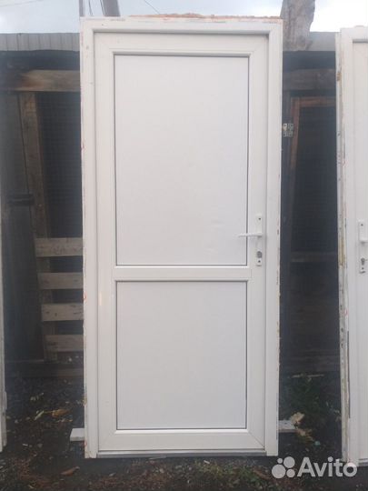 Двери бу