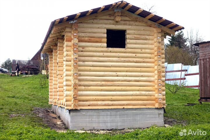 Сруб Бани из оцилиндрованного бревна