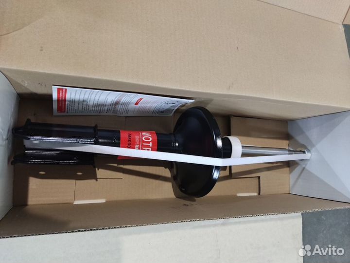 Амортизатор передний на автомобиль Renault Logan