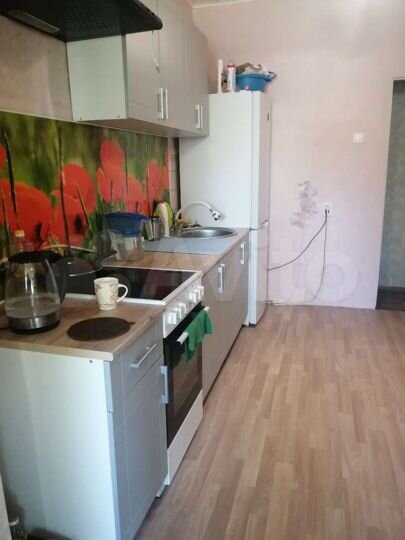 3-к. квартира, 65 м², 1/3 эт.