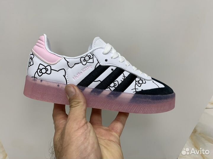 Adidas samba hello kitty