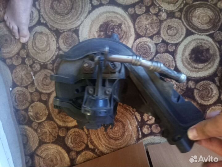 Впускной коллектор Шевроле Лачетти