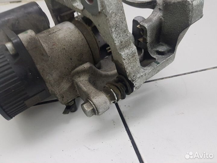 Суппорт задний правый (Haval F7)