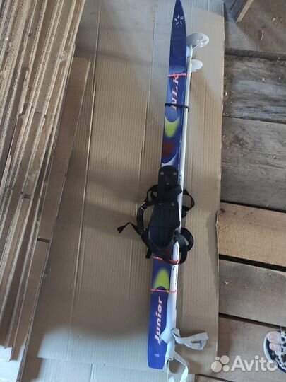 Коньки, лыжи