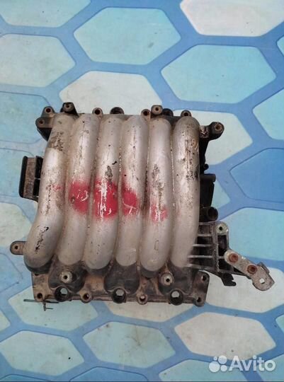 Коллектор впускной 078133223BF