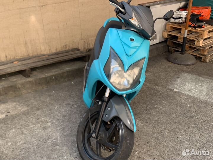 Sym Jet 4