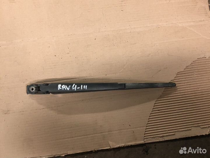 Toyota rav 4 поводок щёток