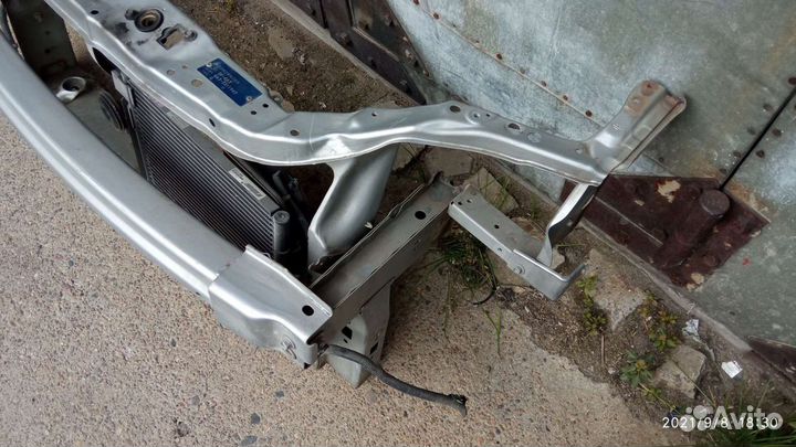 Рамка радитора хонда лого