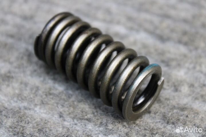 Пружина клапана Mitsubishi Lancer CS3A 4G18