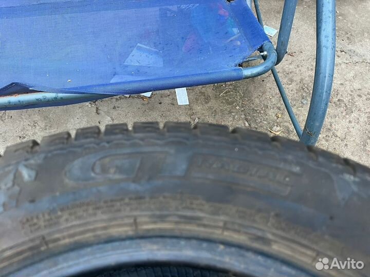 GT Radial IcePro 3 215/60 R17