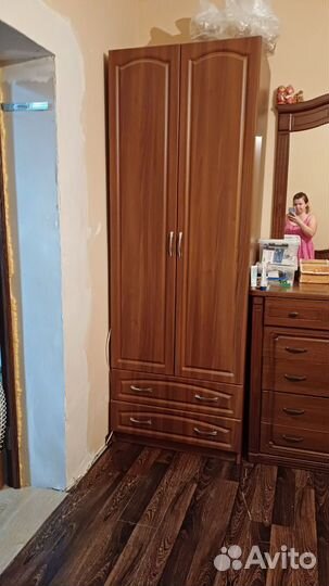 Шкаф