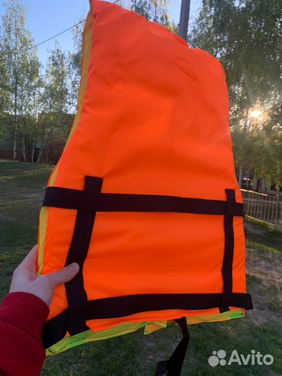 Спасательный жилет FloatGuard Elite 900