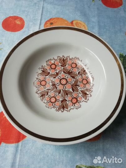 Тарелки 4шт