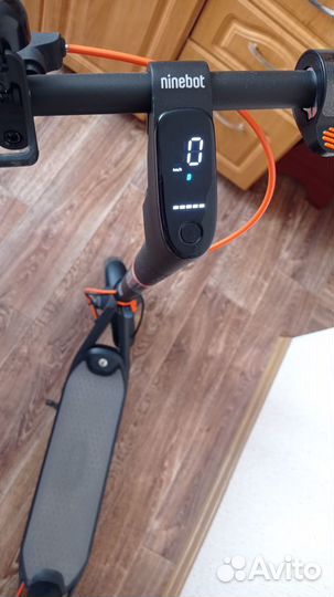 Электросамокат Ninebot By Segway KickScooter F40 b