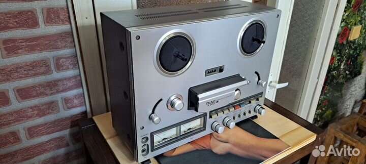 Катушечный магнитофон Teac v-300