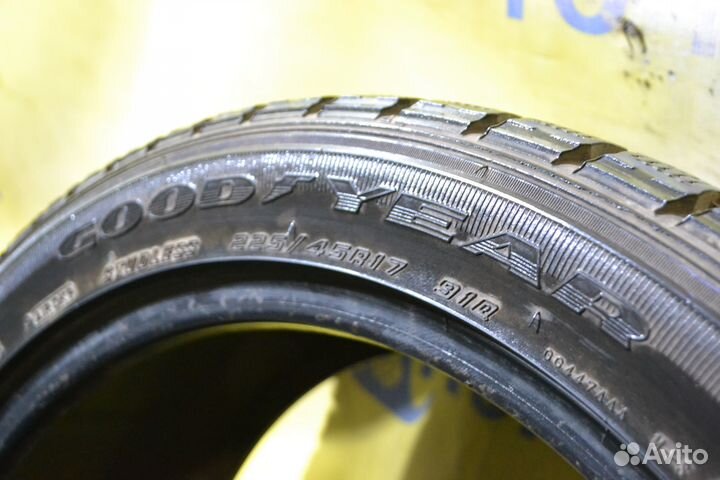 Goodyear Ice Navi Zea II 225/45 R17
