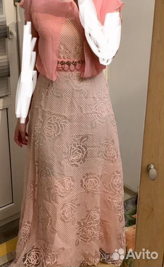 Вечернее платье