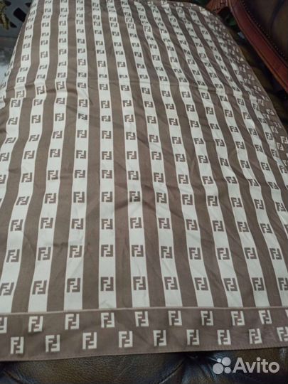 Платок fendi шелк монограмма 95см италия