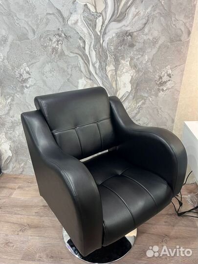 Парикмахерское кресло на диске