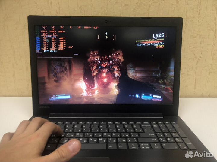 Мощный игровой ноутбук 150mx i3-8150 12gb ddr4