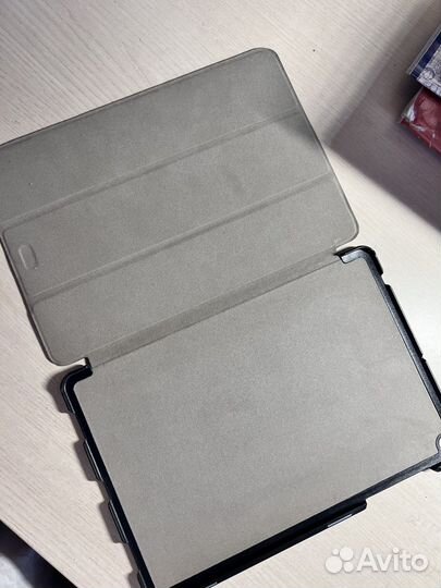 Чехол на планшет