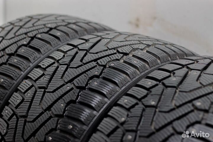 Pirelli Ice Zero SUV 255/35 R20 97H