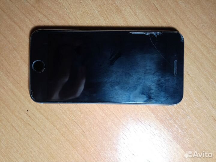 iPhone 6S, 64 ГБ