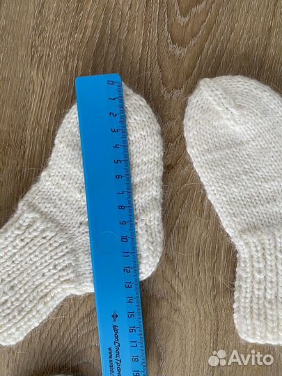 Варежки и носки из натуральной шерсти (новые)