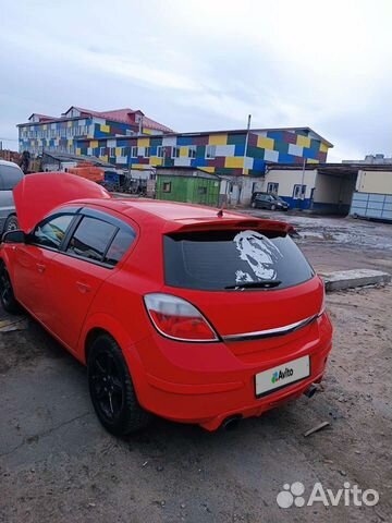 Opel Astra 1.8 МТ, 2005, битый, 160 000 км