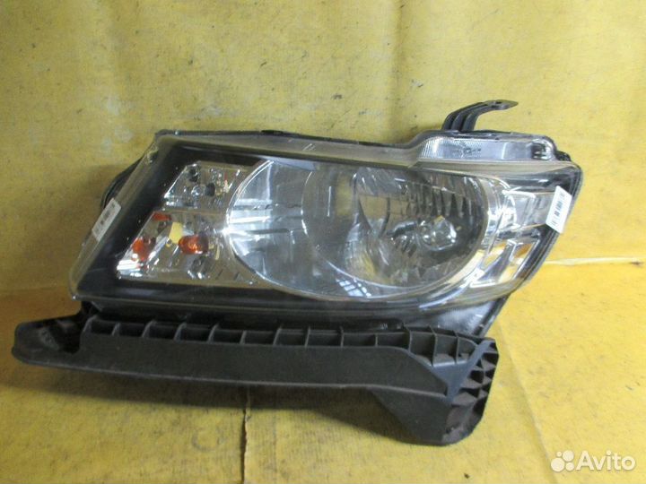 Фара Honda Freed spike GP3 (Левое)