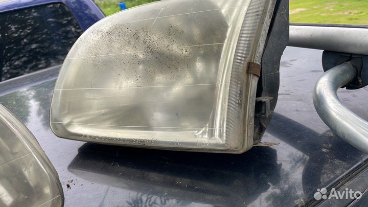 Фары toyota tundra