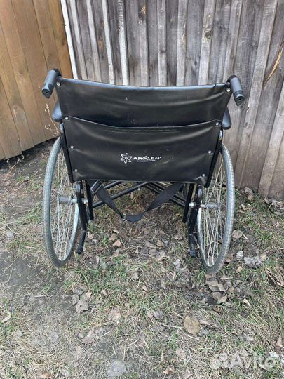 Коляска инвалидная