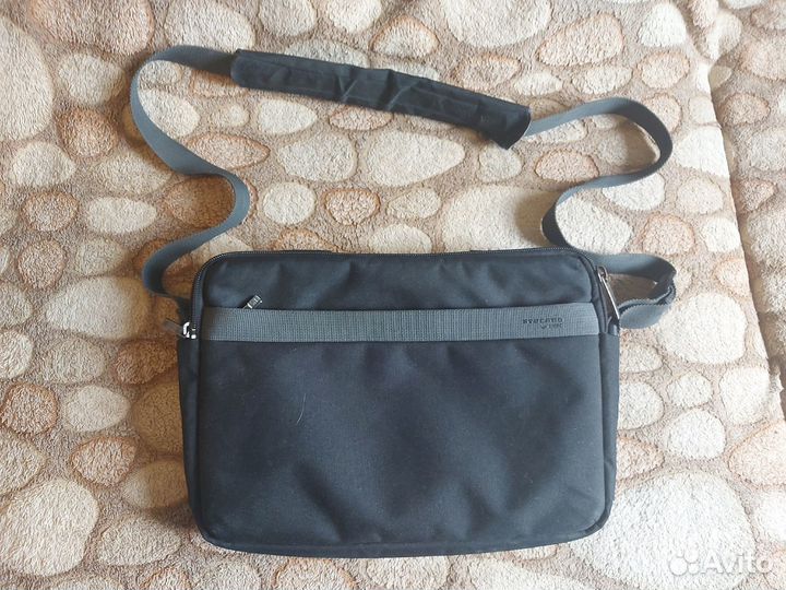 Сумка для нетбука или планшета