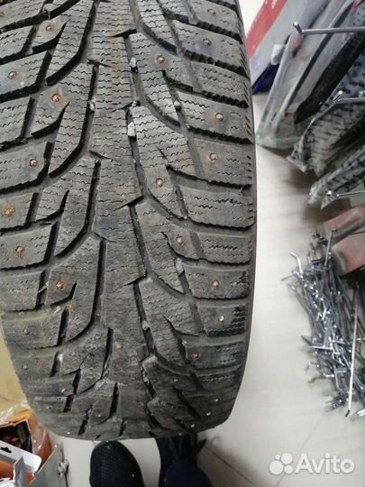 Hankook Winter I'Pike 235/55 R17