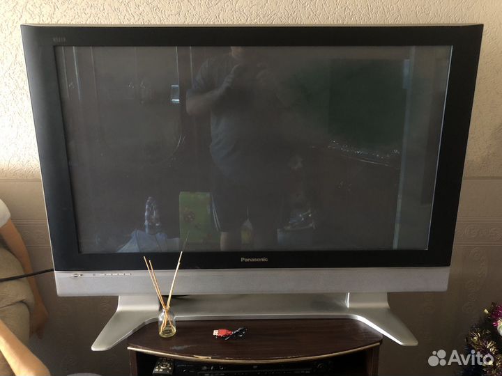Телевизор плазма Panasonic viera