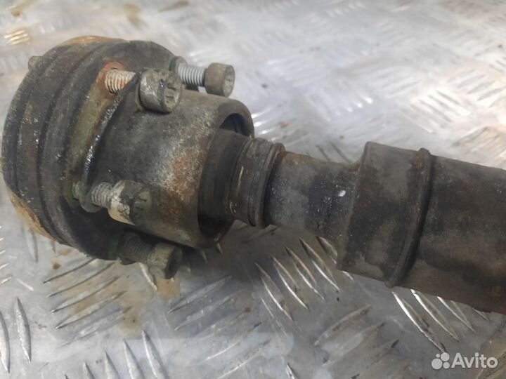 Карданный вал передний Cadillac SRX 1