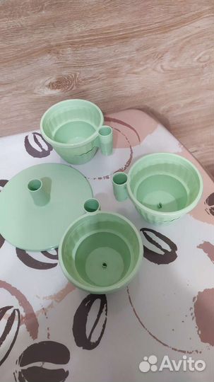 Кашпо пластиковые