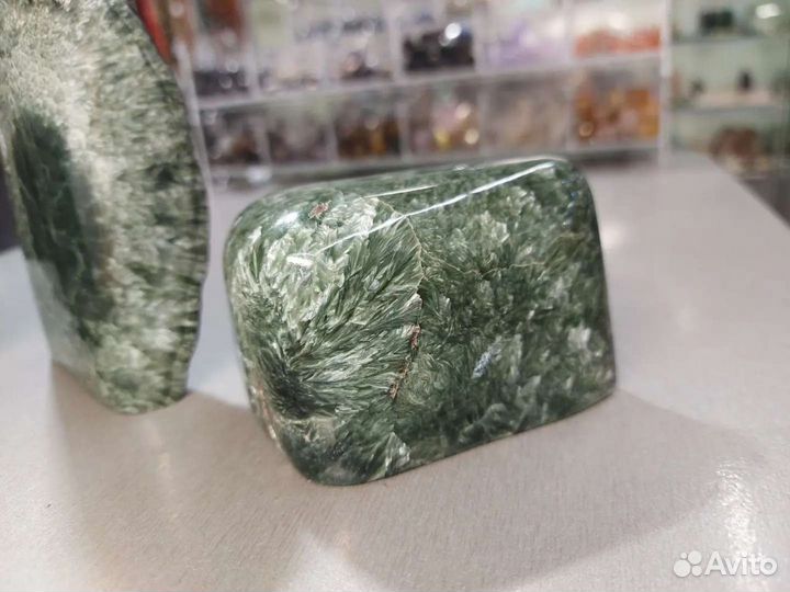 Серафинит Натуральные камни