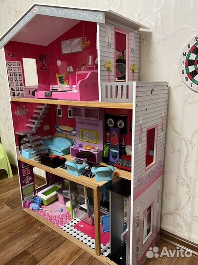 Домик кукольный