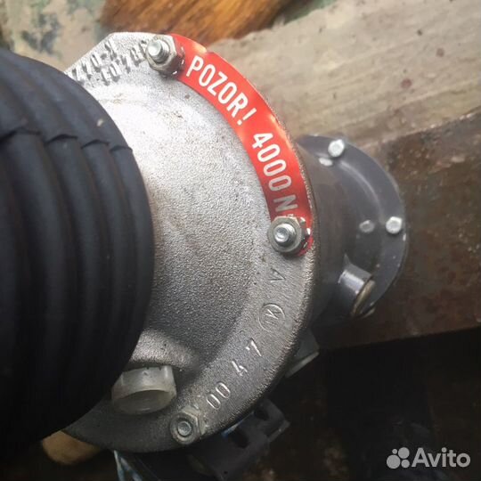 Тормозные камеры, плита двигателя на татру