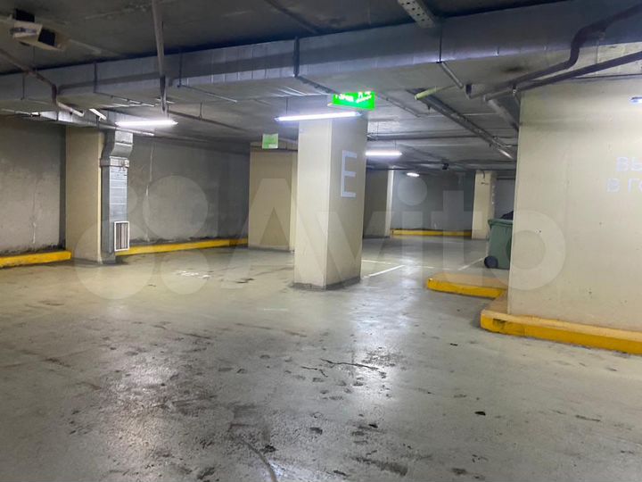 Машиноместо, 22 м²