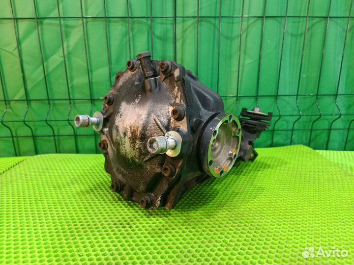 Редуктор задний Mercedes Benz E240 W210 112.911