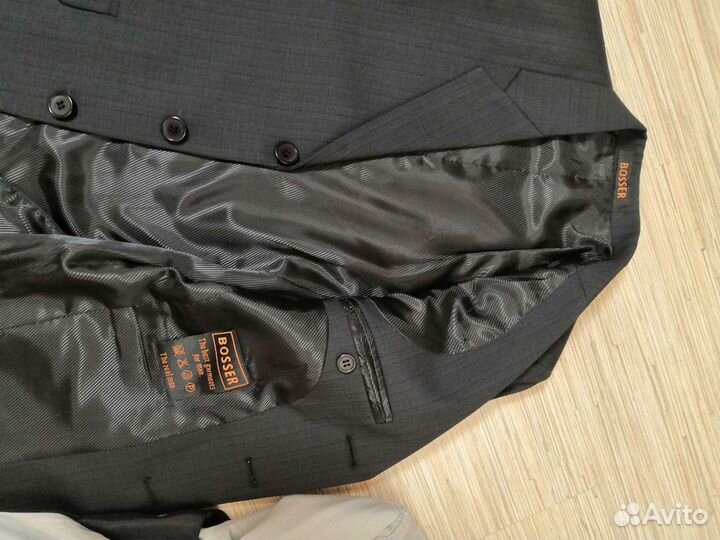 Школьный костюм для мальчика 128+