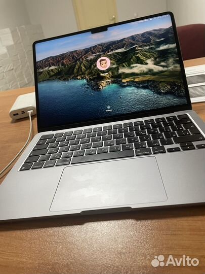 Apple MacBook air 13 2022 m2 256
