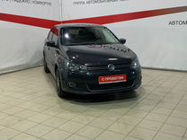 Volkswagen Polo 1.6 AT, 2011, 250 000 км, с пробегом, цена 699 000 руб.
